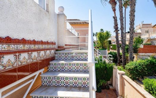 Villa – Punta Prima – Ref:82862
