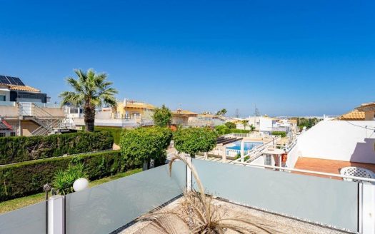 Villa – Punta Prima – Ref:82862