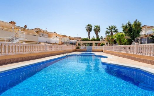 Villa – Punta Prima – Ref:82862