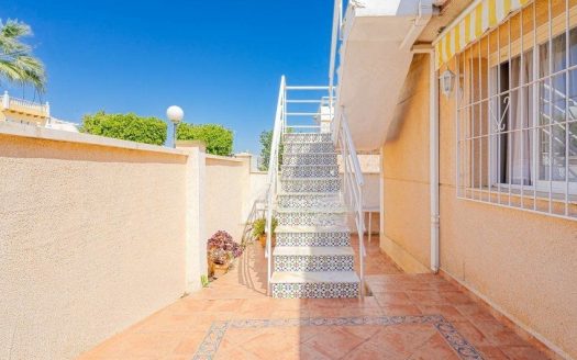 Villa – Punta Prima – Ref:82862
