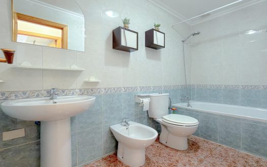 Bungalow – Los Altos – Ref:82917