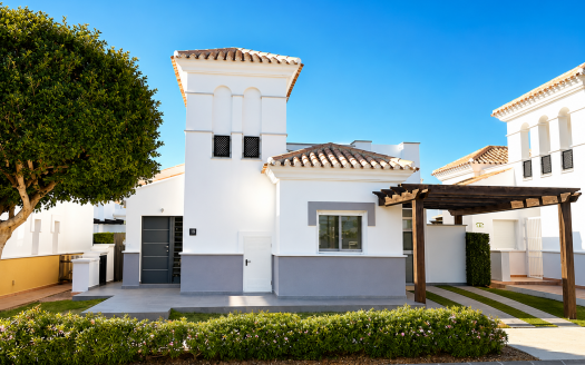 Villa – Roldan – Ref:84152