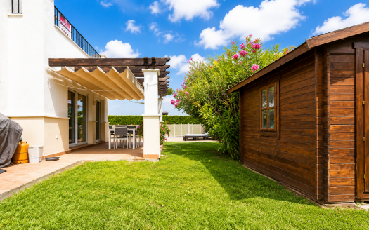 Villa – Roldan – Ref:84180