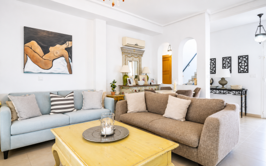 Villa – Roldan – Ref:84180