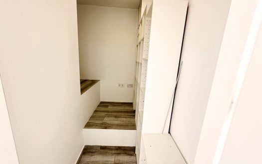 Villa – Roldan – Ref:84152
