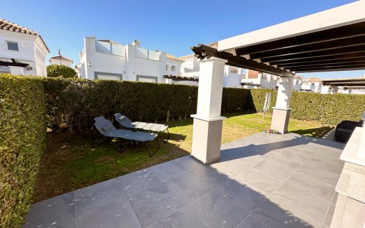 Villa – Roldan – Ref:84152