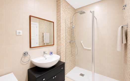 Villa – Roldan – Ref:84131