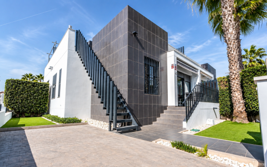 Villa – Villamartin – Ref:84558