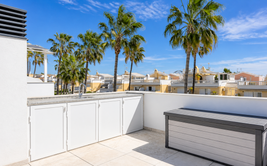 Villa – Guardamar- Ref:84944
