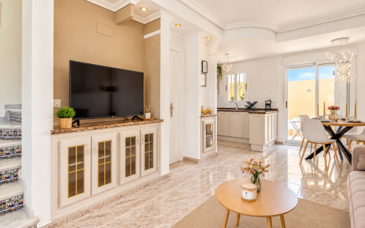 Maison – Villamartin – Ref:86563