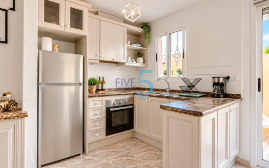 Maison – Villamartin – Ref:86563