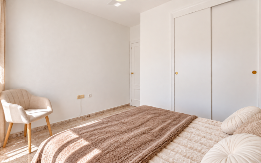 Maison – Villamartin – Ref:86563