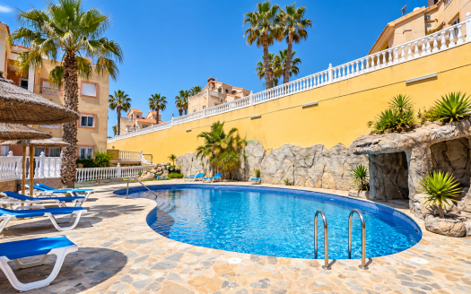 Maison – Villamartin – Ref:86563