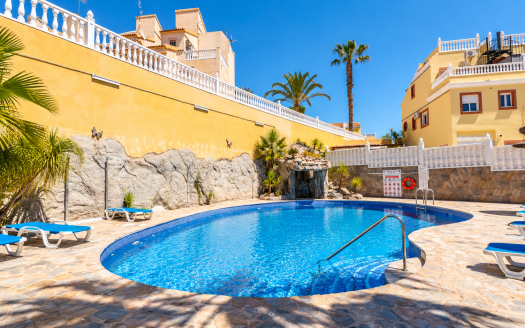 Maison – Villamartin – Ref:86563