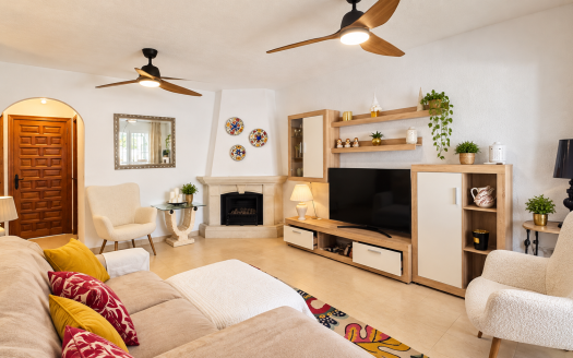 Maison – Villamartin – Ref:86583