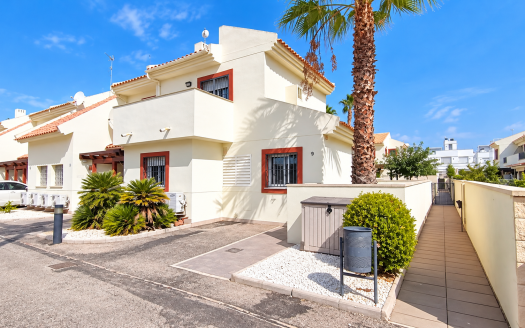 Villa – Ciudad Quesada – Ref:86604
