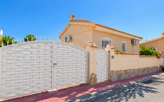 Villa – Rojales – Ref:86635