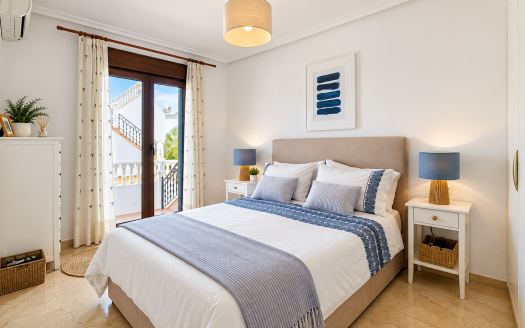 Maison – Villamartin – Ref:86729