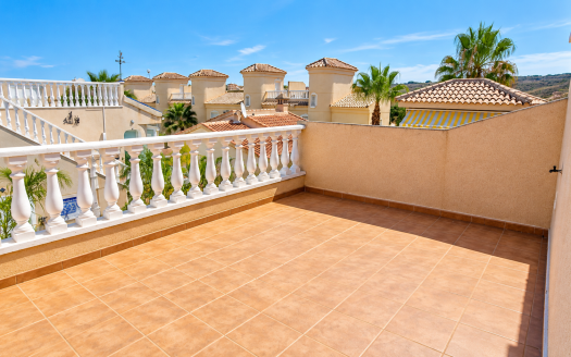 Villa – Ciuda Quesada – Ref:86751