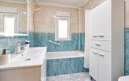 Villa – Ciuda Quesada – Ref:86768