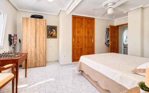 Villa – Ciuda Quesada – Ref:86768