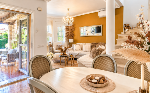 Villa – Guardamar del Segura – Ref:86770