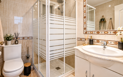 Villa – Guardamar del Segura – Ref:86770