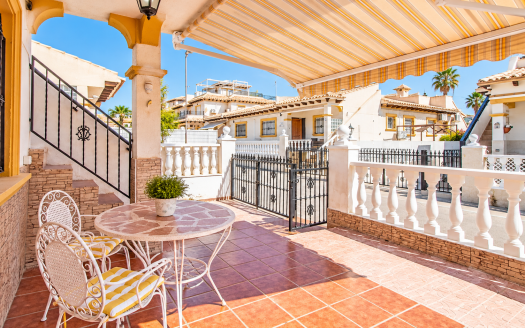 Villa – Cabo Roig – Ref:86825