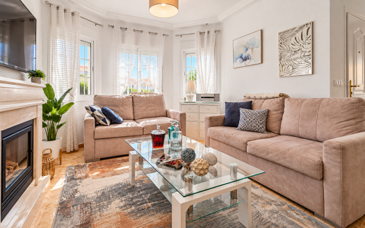 Villa – Guardamar del Segura – Ref:86992