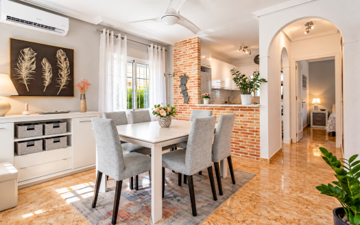 Villa – Guardamar del Segura – Ref:86992