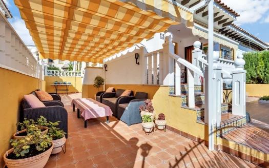 Villa – Cabo Roig – Ref:87640